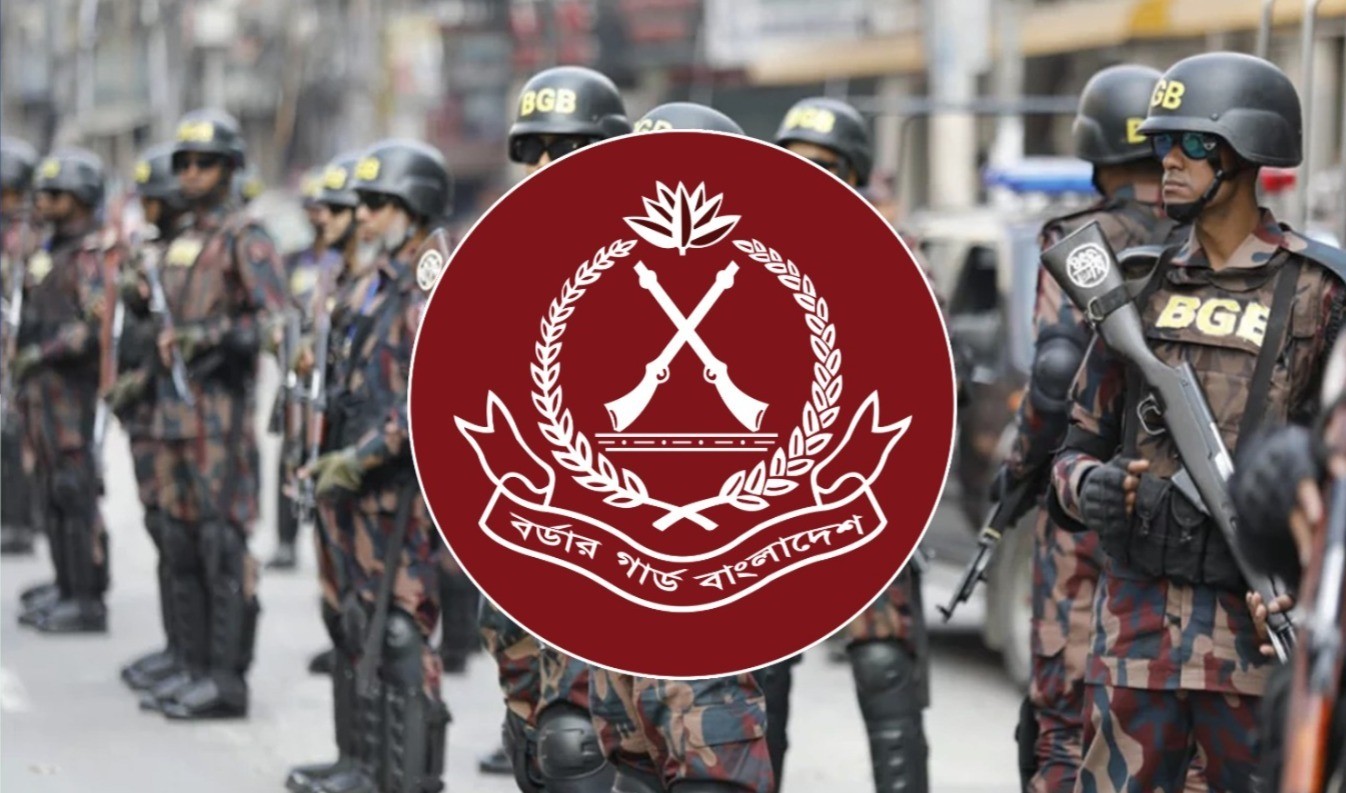 খালেদা জিয়ার নিরাপত্তায় এভারকেয়ার হাসপাতালের সামনে মোতায়েন করা হয়েছে বিজিবি